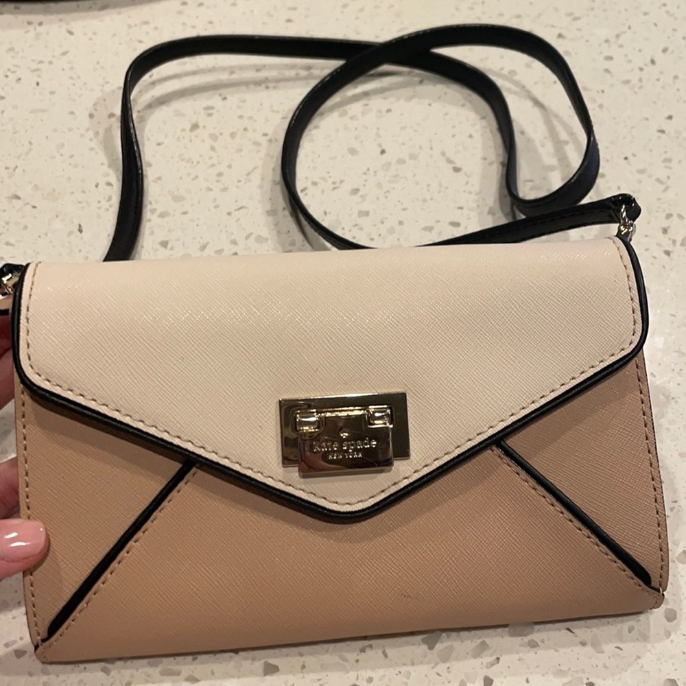 Neutral Kate Spade Crossbody
